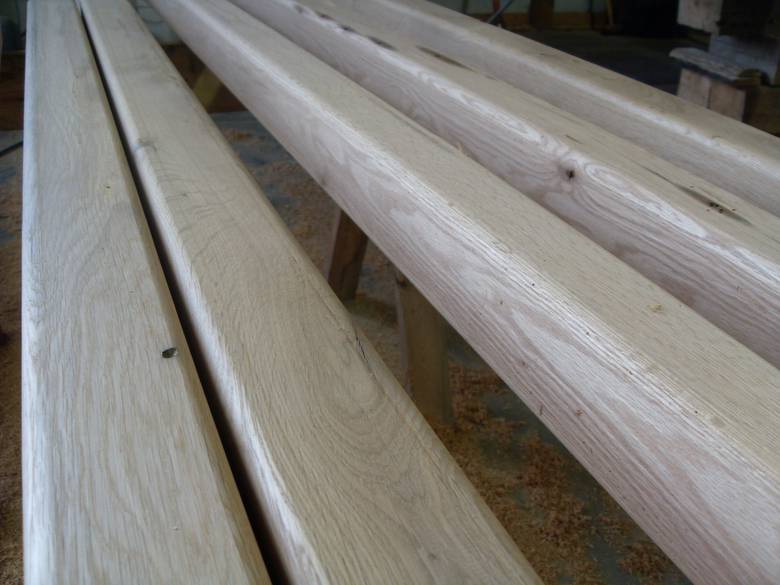 Oak stair treads for approval / Oak Stair Treads and Handrailsfor approval